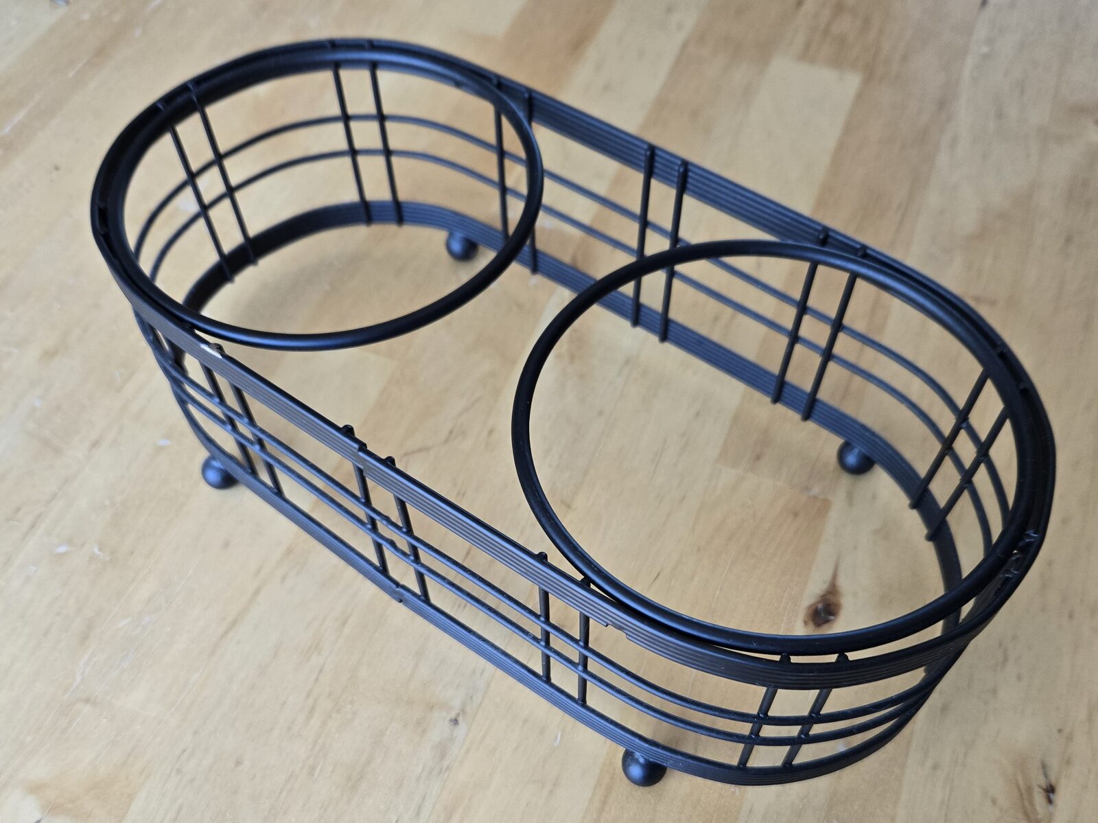 cat bowl holder
