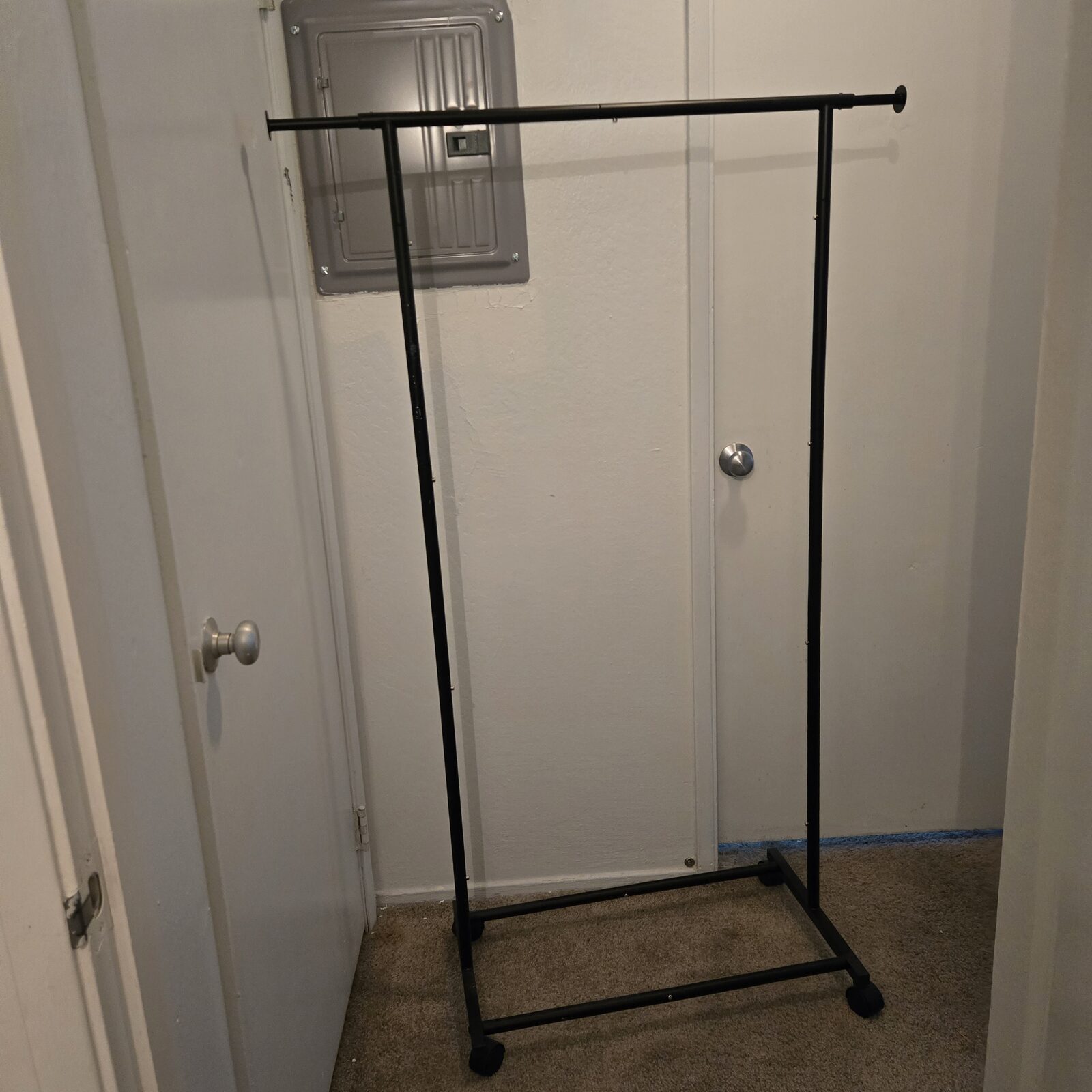 clothes rack